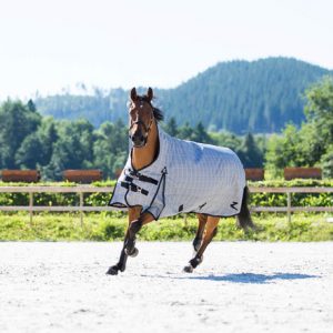 Horze Supreme Avalanche 1200D Medium Weight 150 g high neck Turnout
