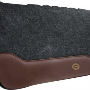 Showman™ saddle pad lined with PVC backing